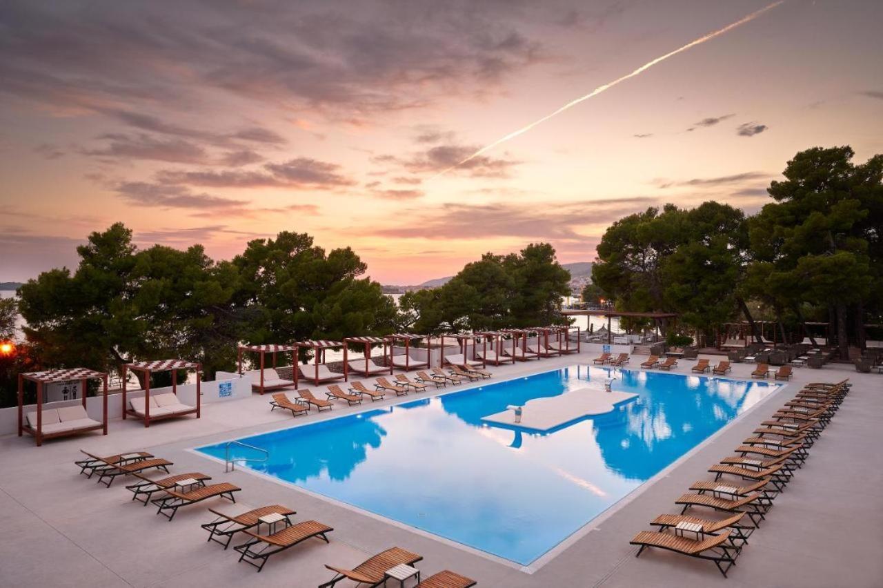 Croatia Camp Mobile Homes Vodice Bagian luar foto