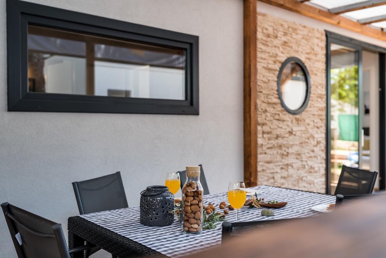 Croatia Camp Mobile Homes Vodice Bagian luar foto
