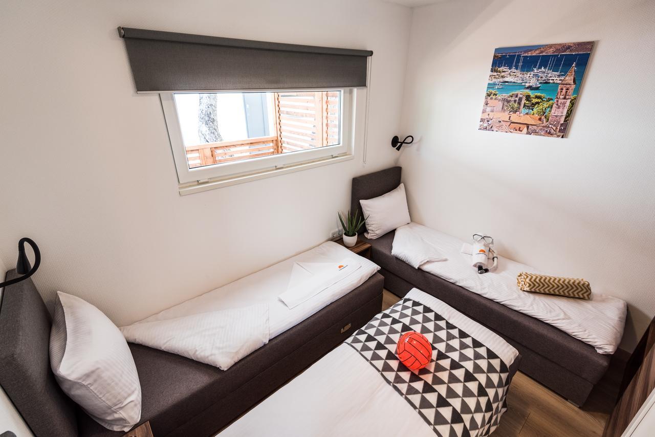 Croatia Camp Mobile Homes Vodice Ruang foto