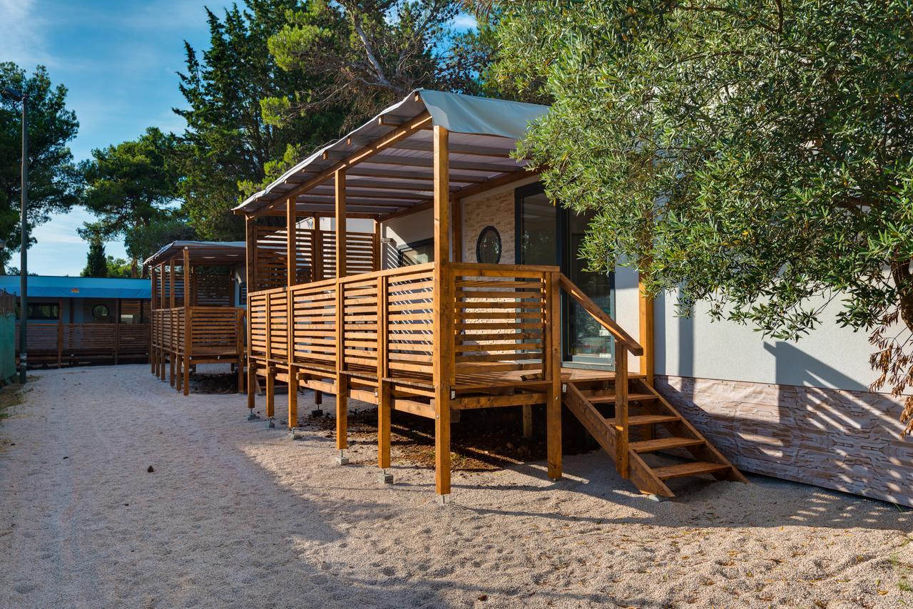 Croatia Camp Mobile Homes Vodice Bagian luar foto